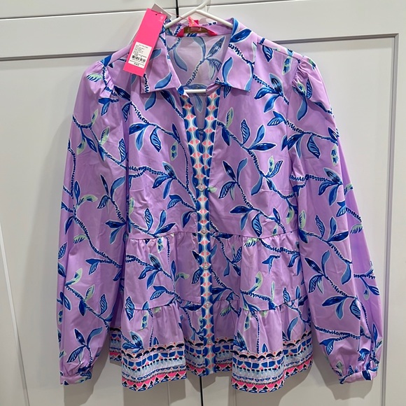 Lilly Pulitzer Tops - Lilly Pulitzer, Small